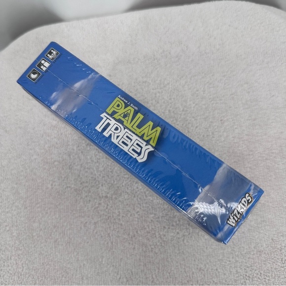 WizKids Palm Trees Card Game Ages 10+ Strategic New Sealed - Picture 5 of 7